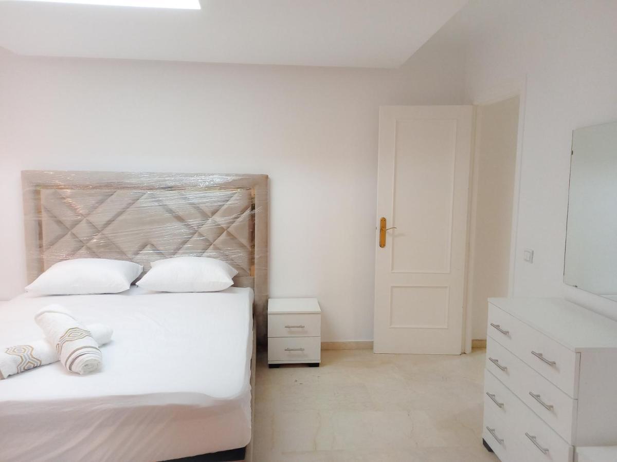 Nouveau Appartement Au Centre Ville En Face Hilton Tânger Exterior foto