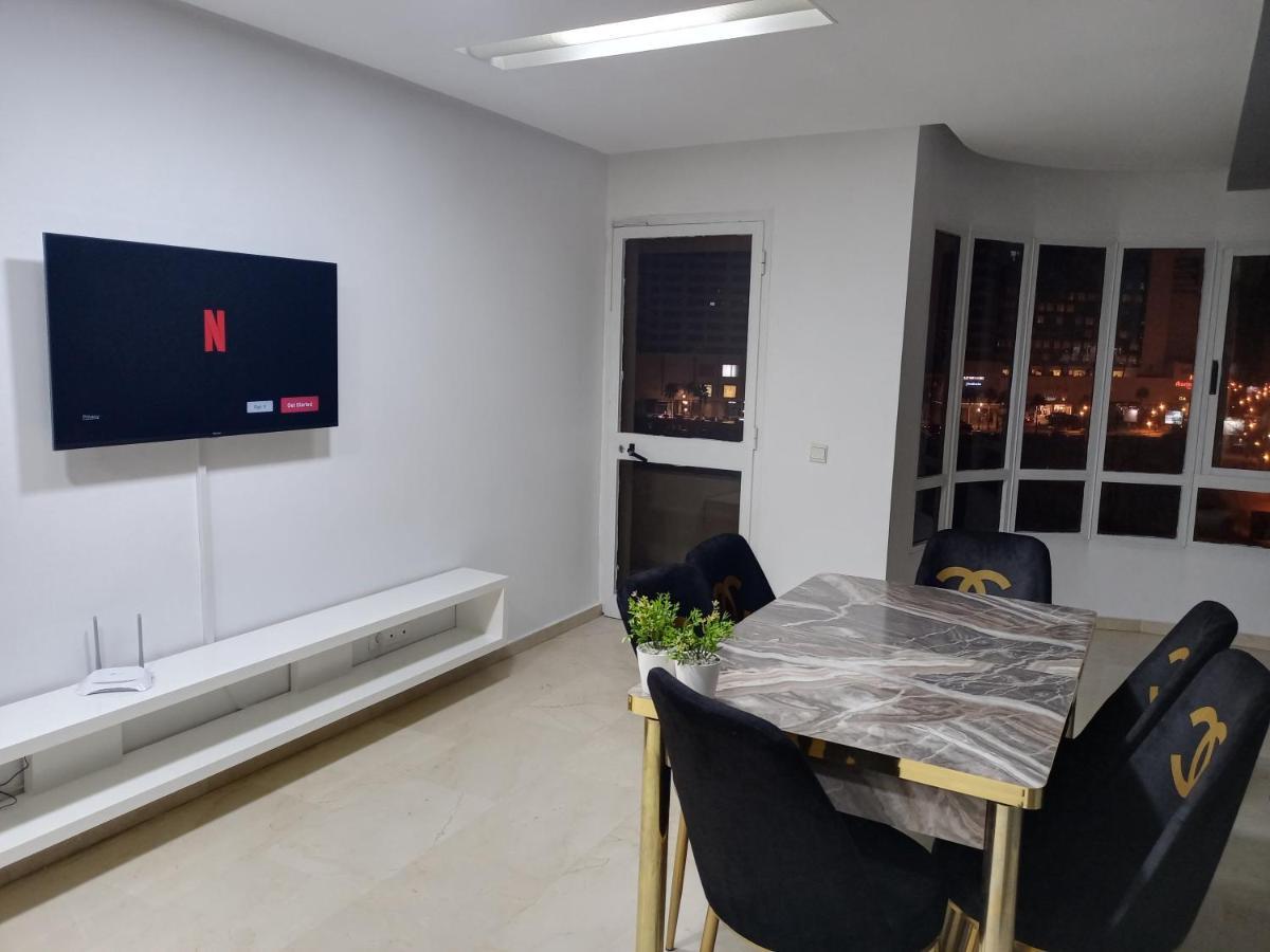 Nouveau Appartement Au Centre Ville En Face Hilton Tânger Exterior foto